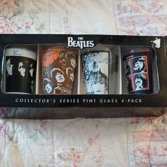 The Beatles  - Picture 1 of 5